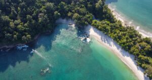 Fly to  Quepos: Fastest Route to Manuel Antonio | Costa Rica Green Airways