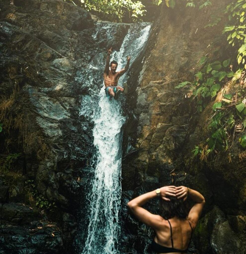 Costa Rica Green Air Quepos Waterfall image